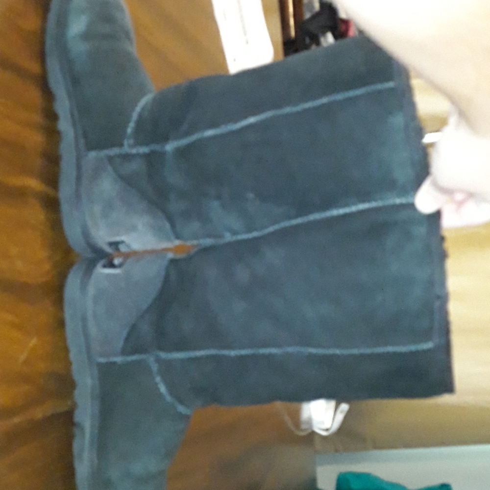 Tall black Uggs